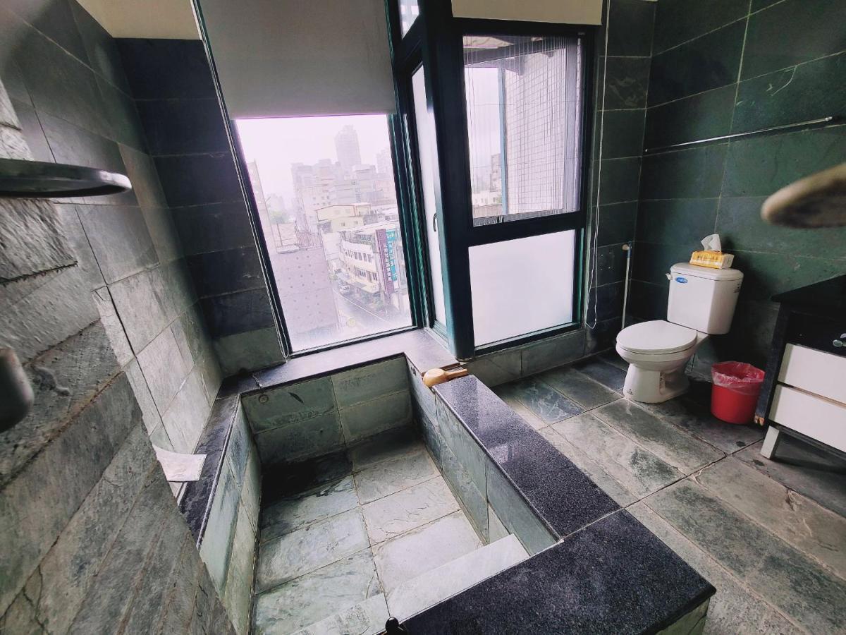 Ferienwohnung 暖暖窩溫泉湯旅 Jiaoxi Exterior foto